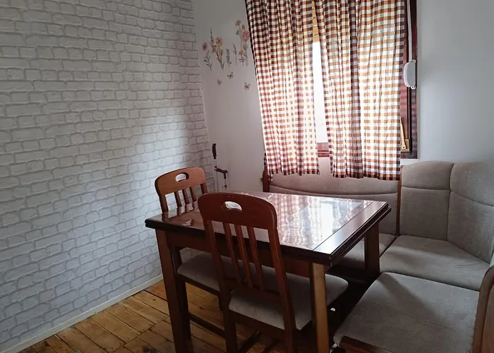 Win Apartment