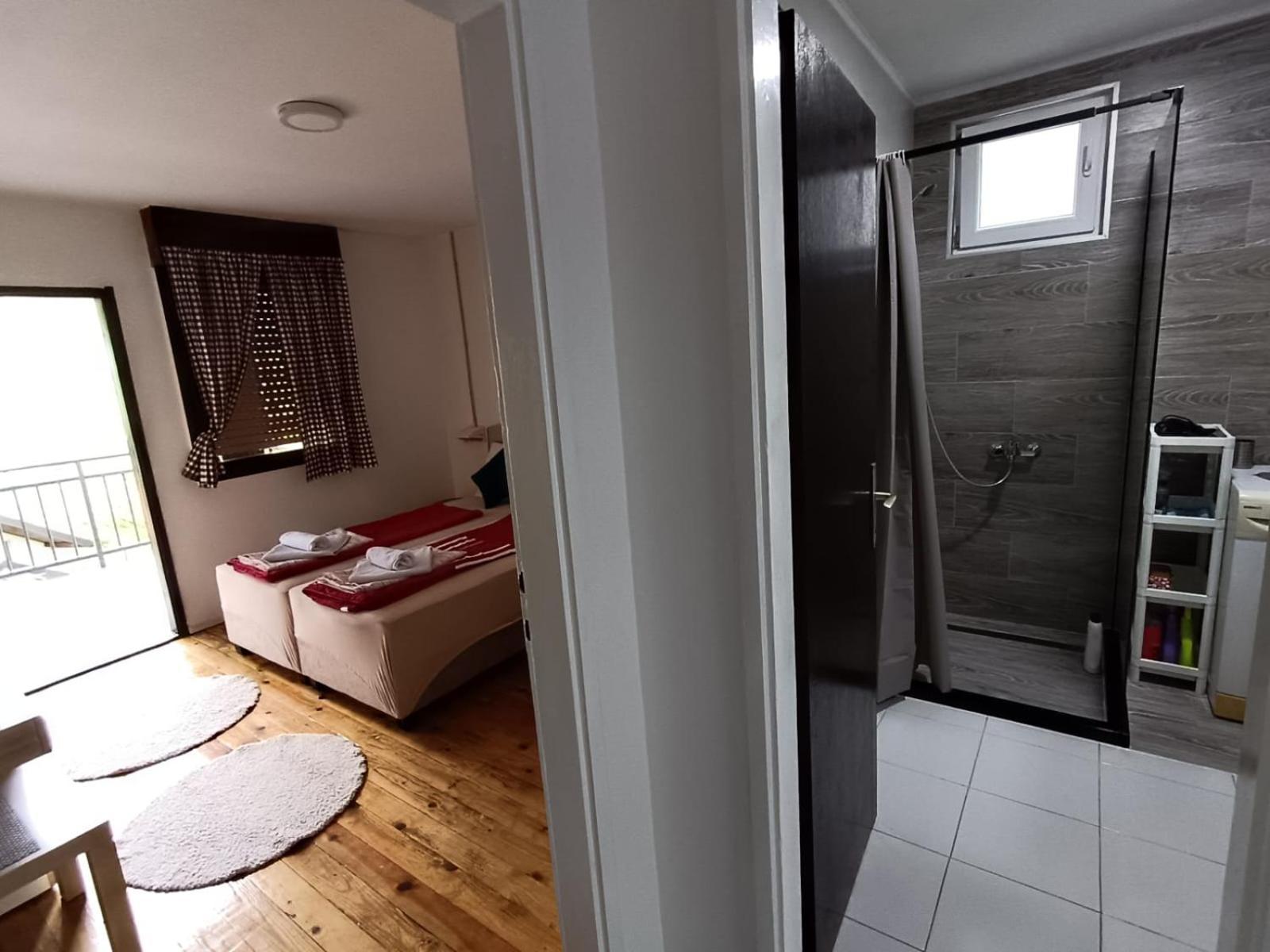 Apartment Win Pluzine